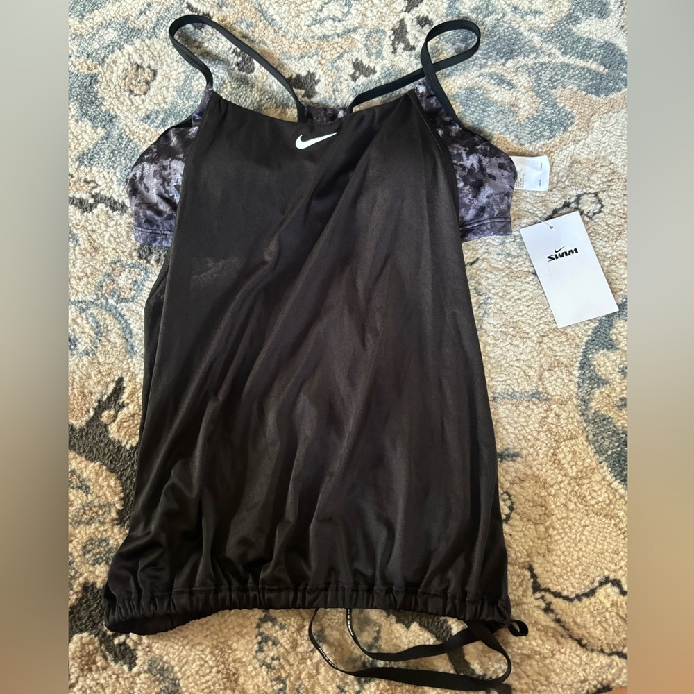 Nike Swim/Athletic top